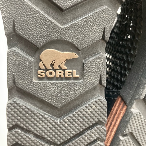 Sorel Black Patent Leather Fabric Rubber Outsole Lace Up Boots size 6.5 - Picture 15 of 15